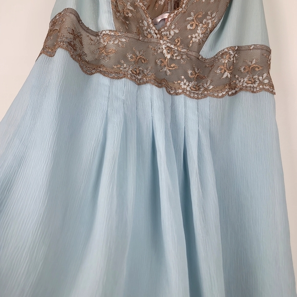 Victoria Secret Baby Blue Lace Babydoll Teddy size Large - Picture 3 of 9